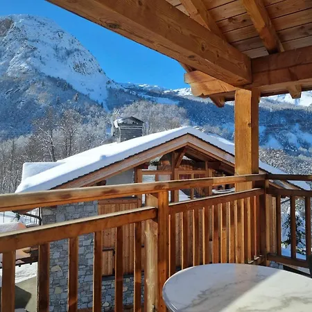 Le Cochet Chalet